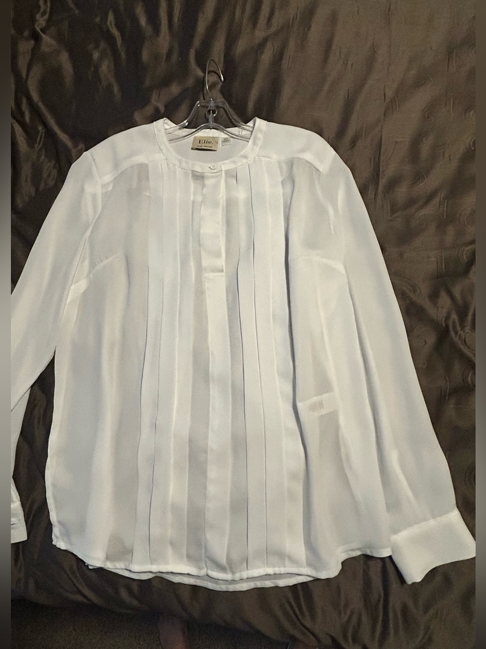 Kensie White Pleated Long-Sleeve Blouse
